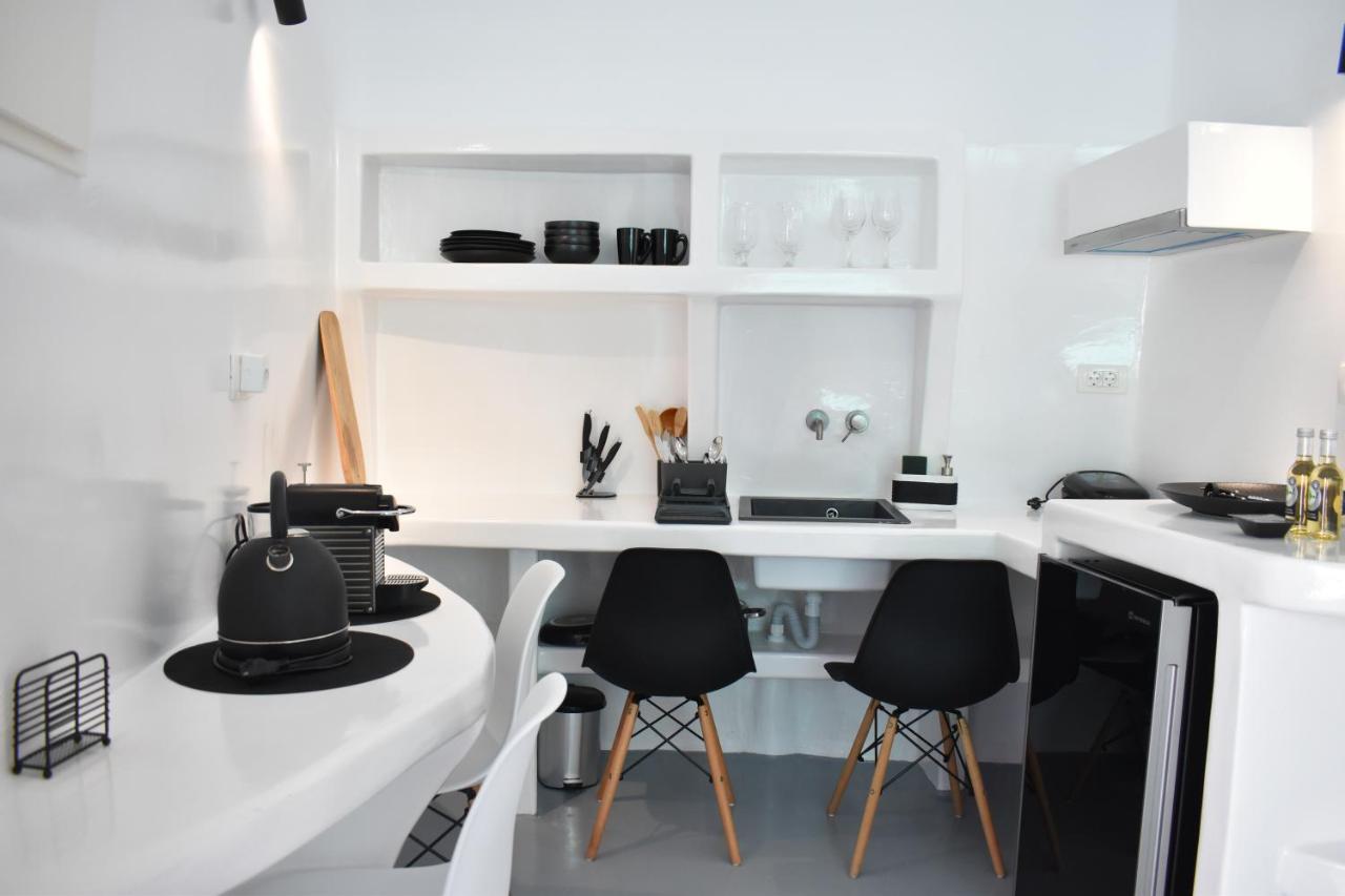 Oinos Luxury Suites Foinikiá 外观 照片
