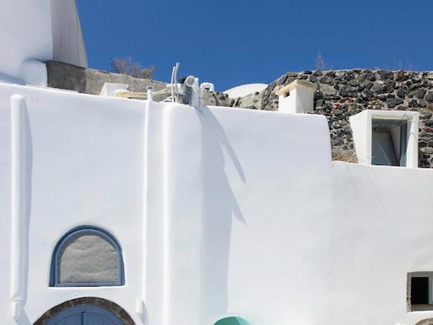Oinos Luxury Suites Foinikiá 外观 照片